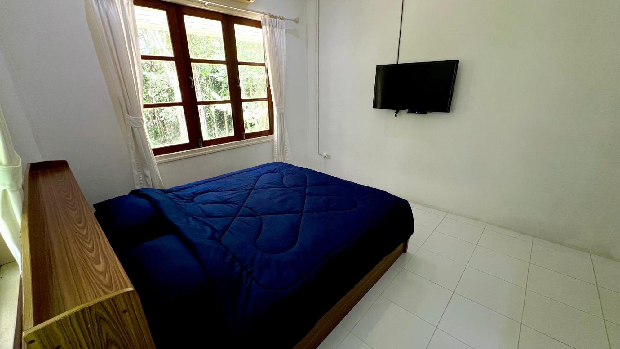 Kood Life Hotel Ko Kut Exterior photo